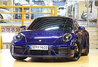 포르쉐 911 카레라 4 GTS
