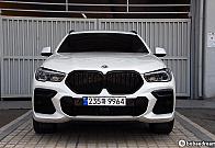 BMW X6 M50i