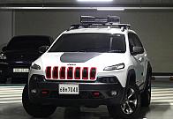 지프 체로키 3.2 가솔린 AWD 트레일호크