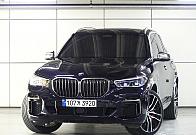 BMW X5 M50i